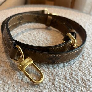 💯 Authentic REVERSE MONOGRAM POCHETTE METIS ADJUSTABLE CROSSBODY STRAP ❌STRAP❌